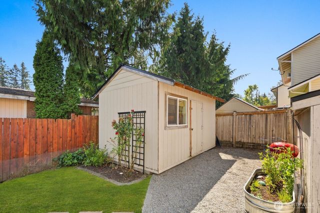10008 2nd Place SE, Lake Stevens, WA 98258