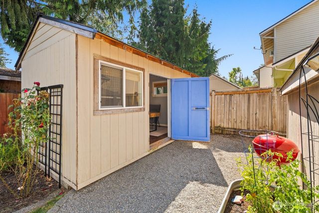 10008 2nd Place SE, Lake Stevens, WA 98258