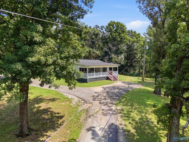 286 County Road 1241, Vinemont, AL 35179