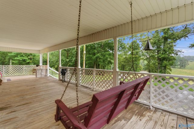 286 County Road 1241, Vinemont, AL 35179