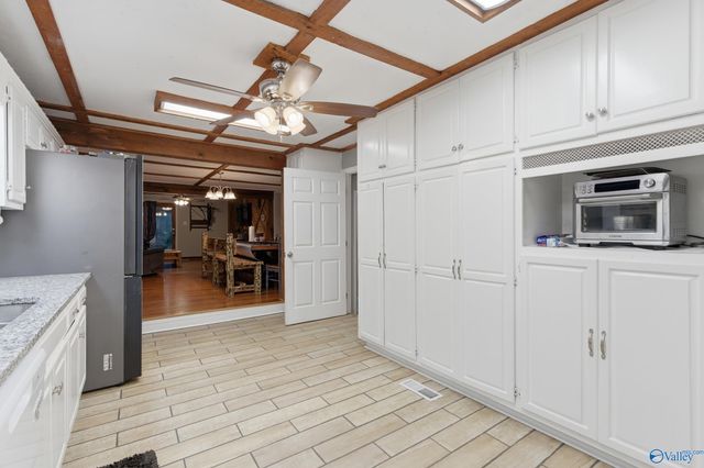 286 County Road 1241, Vinemont, AL 35179