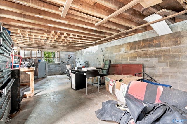 286 County Road 1241, Vinemont, AL 35179