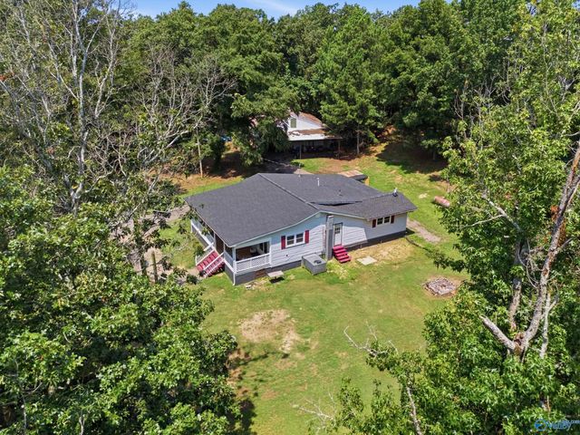 286 County Road 1241, Vinemont, AL 35179