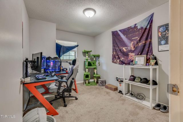 115 Townview Estates Drive, Elizabethton, TN 37643