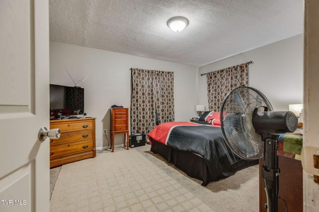 115 Townview Estates Drive, Elizabethton, TN 37643