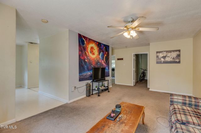 115 Townview Estates Drive, Elizabethton, TN 37643