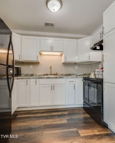 115 Townview Estates Drive, Elizabethton, TN 37643