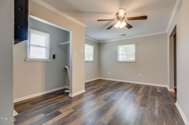 115 Townview Estates Drive, Elizabethton, TN 37643