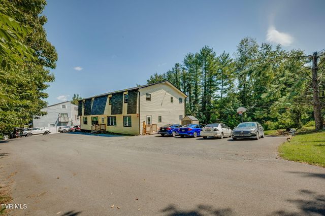 115 Townview Estates Drive, Elizabethton, TN 37643