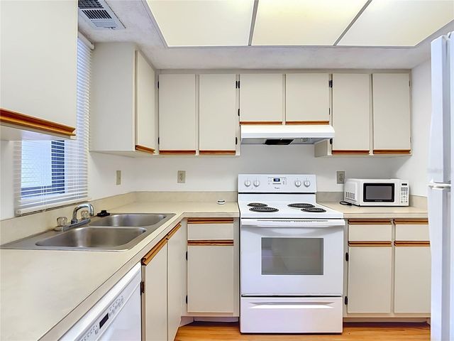 19505 QUESADA AVENUE EE204, Port Charlotte, FL 33948
