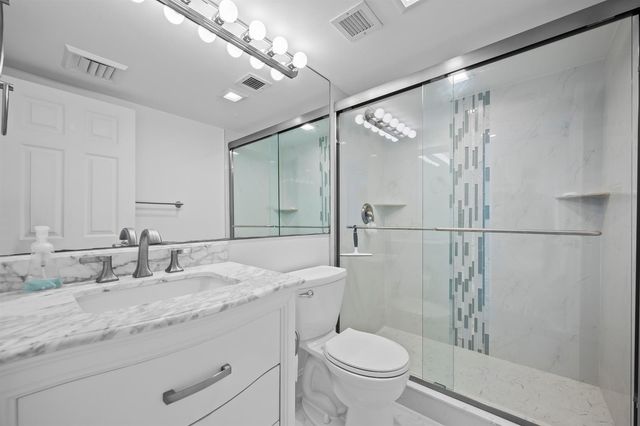 134 Lakeshore Drive 814, North Palm Beach, FL 33408