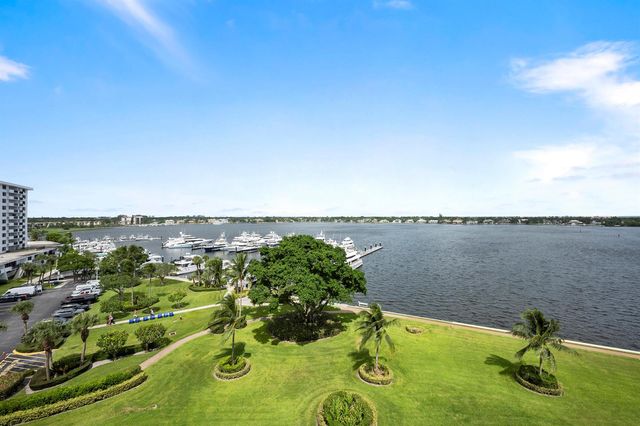 134 Lakeshore Drive 814, North Palm Beach, FL 33408