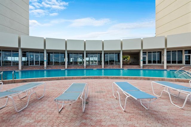 134 Lakeshore Drive 814, North Palm Beach, FL 33408