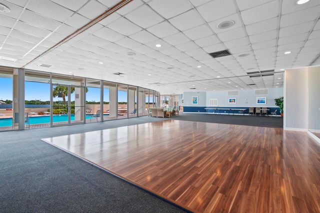 134 Lakeshore Drive 814, North Palm Beach, FL 33408