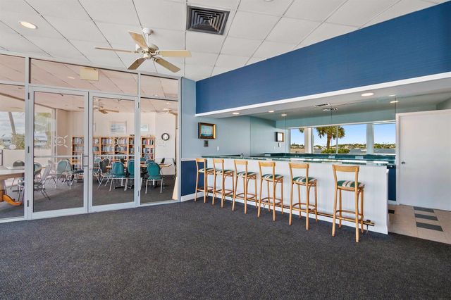 134 Lakeshore Drive 814, North Palm Beach, FL 33408