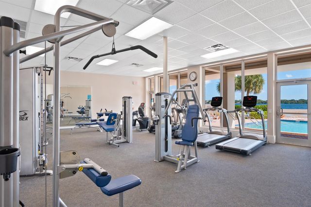 134 Lakeshore Drive 814, North Palm Beach, FL 33408