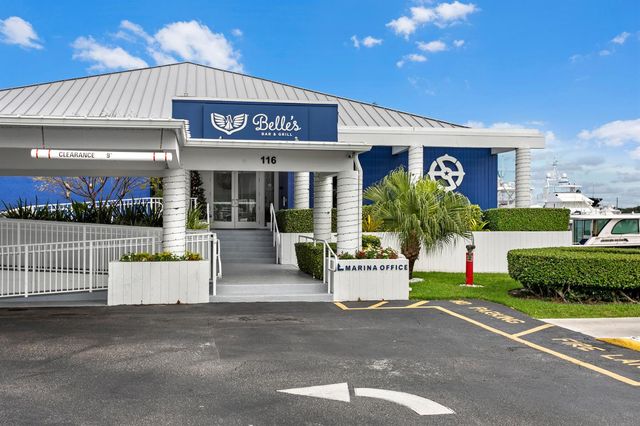 134 Lakeshore Drive 814, North Palm Beach, FL 33408