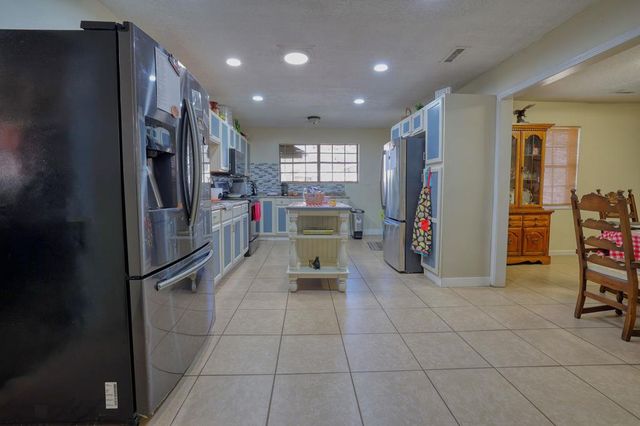 167 Oakdale Dr, Ozark, AL 36360