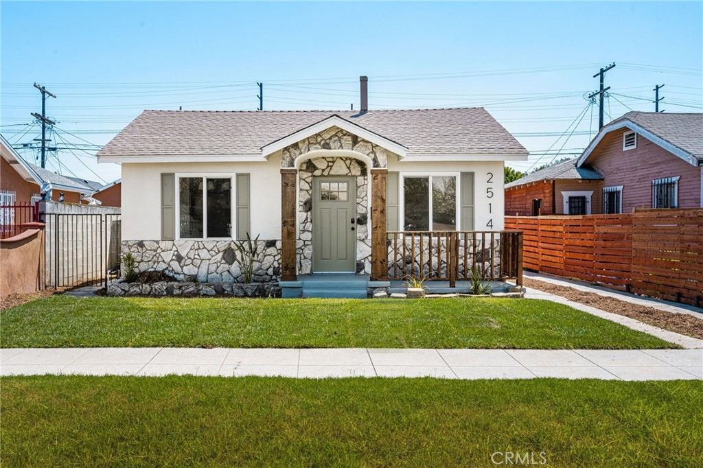 2514 Exposition Place, Los Angeles, CA 90018