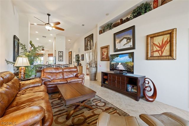 14524 Abaco Lakes DR 201, Fort Myers, FL 33908