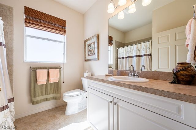 14524 Abaco Lakes DR 201, Fort Myers, FL 33908