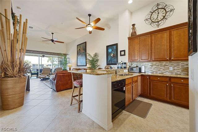 14524 Abaco Lakes DR 201, Fort Myers, FL 33908