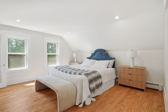 8 Pemberton Rd, Wayland, MA 01778