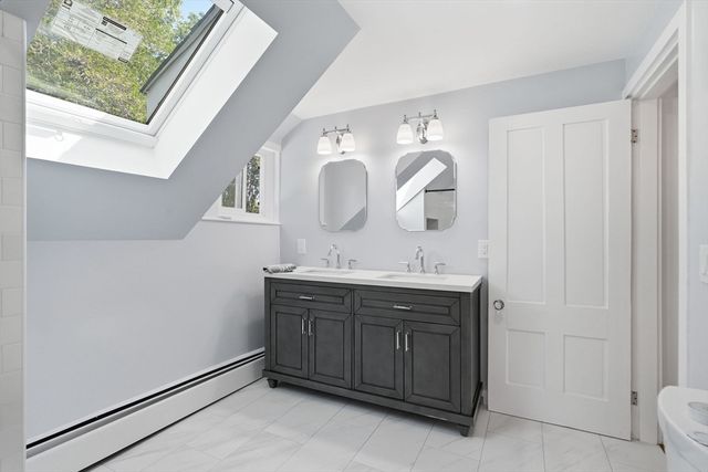 8 Pemberton Rd, Wayland, MA 01778