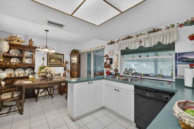 1570 NW 70th Terrace, Margate, FL 33063