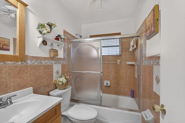 1570 NW 70th Terrace, Margate, FL 33063