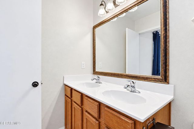 11531 FLOR LIATRIS Drive, Socorro, TX 79927