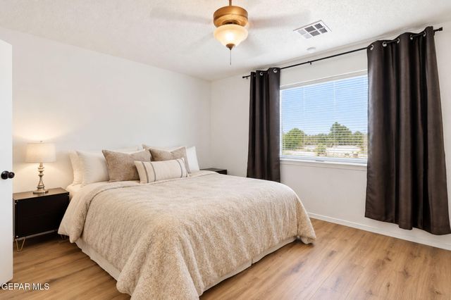 11531 FLOR LIATRIS Drive, Socorro, TX 79927