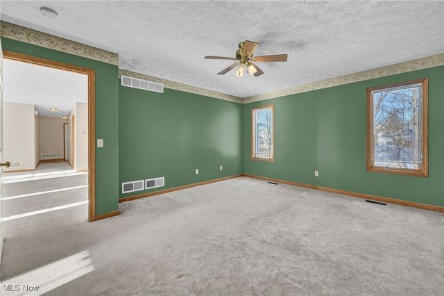 765 Ravenhill Road, Northfield, OH 44067