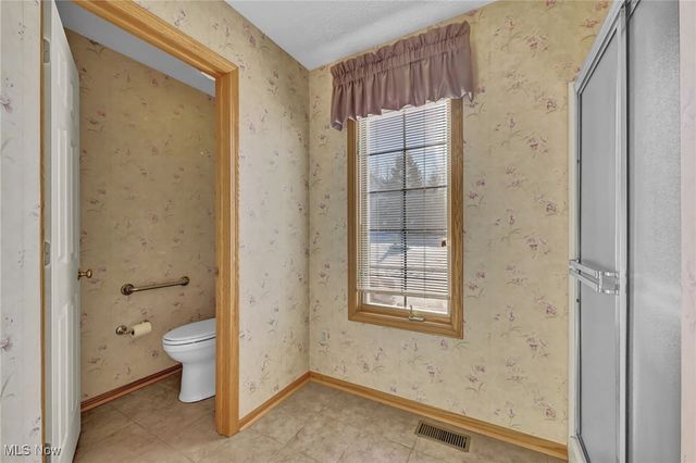 765 Ravenhill Road, Northfield, OH 44067