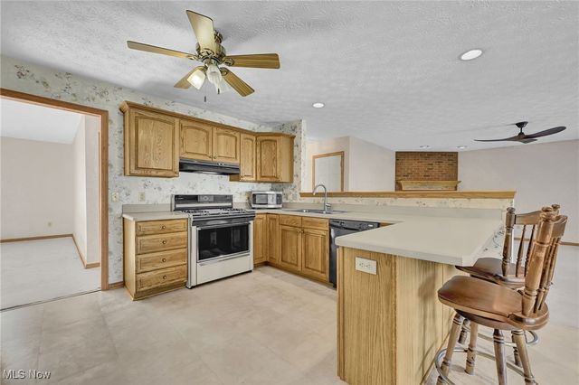 765 Ravenhill Road, Northfield, OH 44067