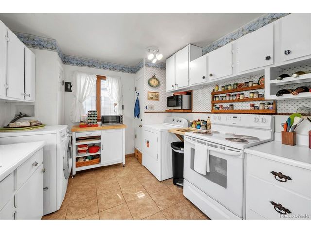 1550 S Ash St, Denver, CO 80222