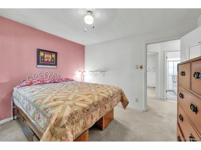 1550 S Ash St, Denver, CO 80222