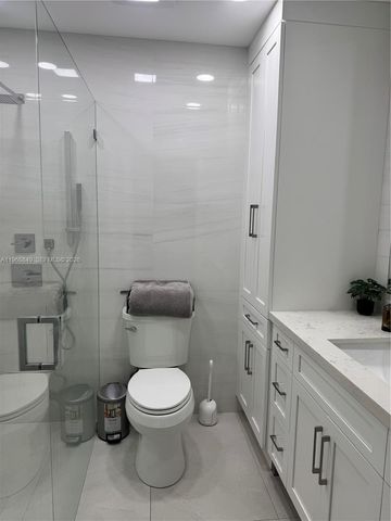 12545 SW 31st Ter, Miami, FL 33175