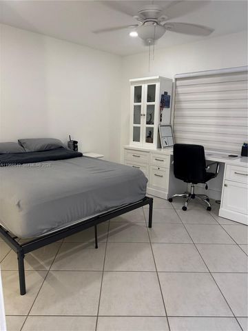 12545 SW 31st Ter, Miami, FL 33175