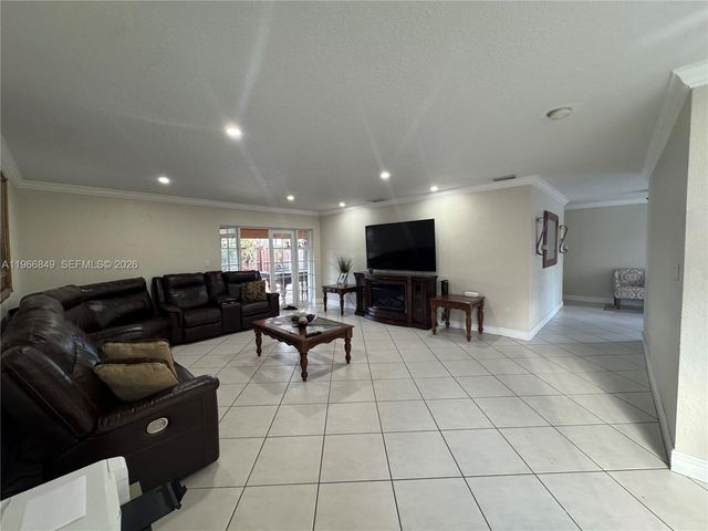 12545 SW 31st Ter, Miami, FL 33175