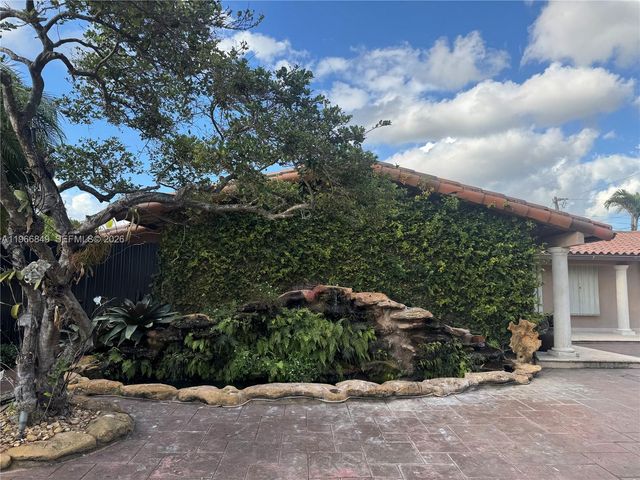 12545 SW 31st Ter, Miami, FL 33175