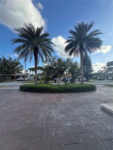 12545 SW 31st Ter, Miami, FL 33175