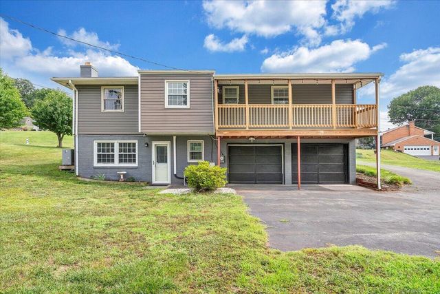 6618 Bryant CIR, Roanoke, VA 24019