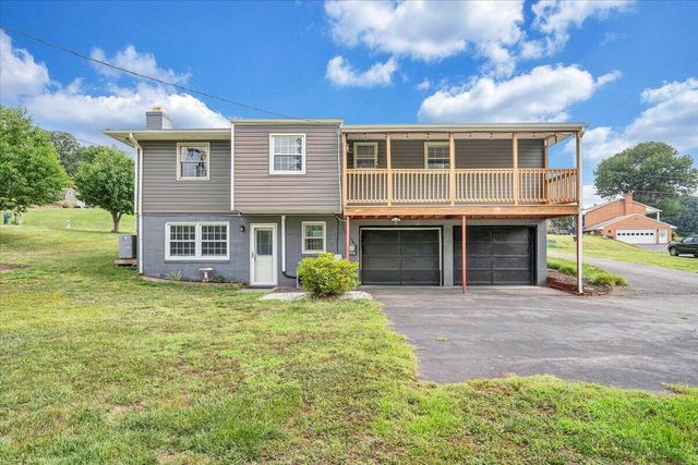 6618 Bryant CIR, Roanoke, VA 24019