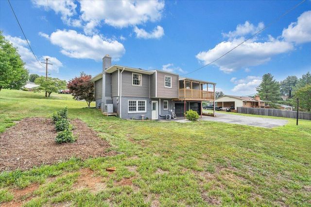 6618 Bryant CIR, Roanoke, VA 24019