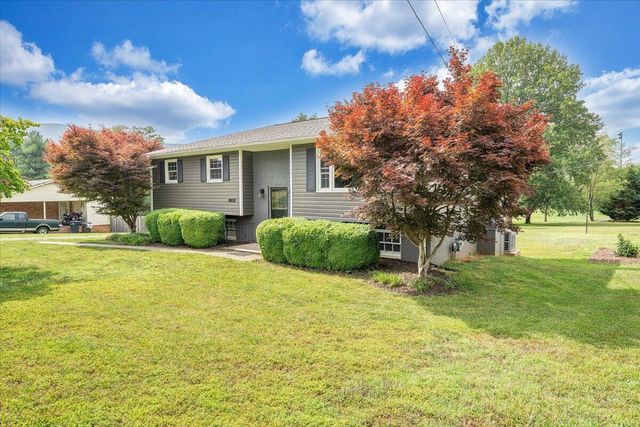 6618 Bryant CIR, Roanoke, VA 24019
