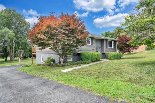 6618 Bryant CIR, Roanoke, VA 24019