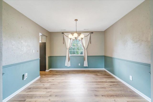 6618 Bryant CIR, Roanoke, VA 24019