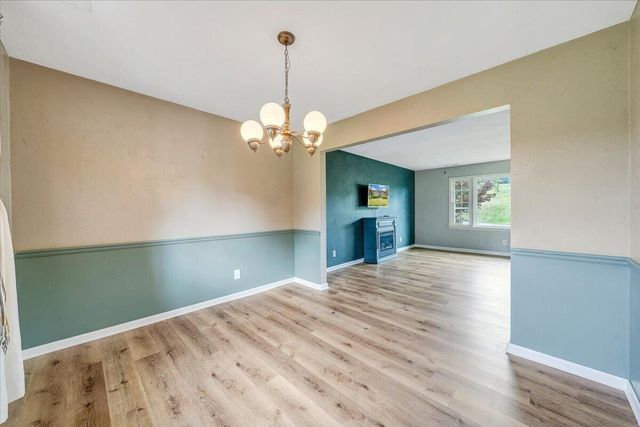 6618 Bryant CIR, Roanoke, VA 24019