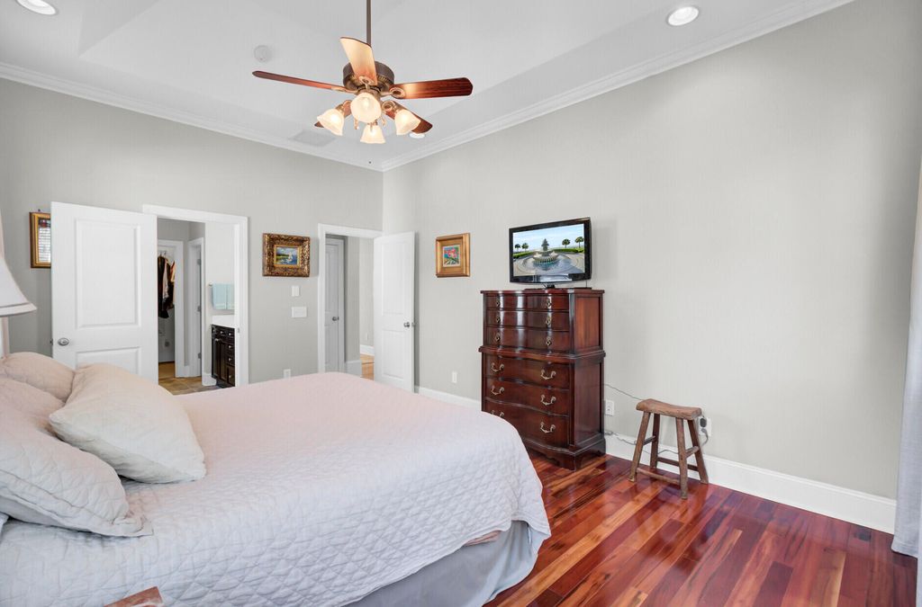 Image 29 of property listing at 1010 Mount Whitney Drive, Summerville, SC 29483